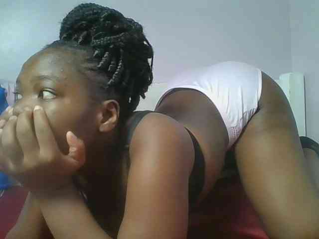 Sexyicey webcam