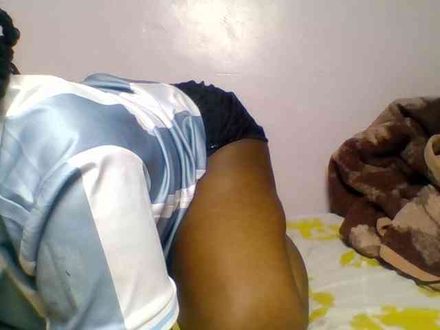 Sexyicey webcam