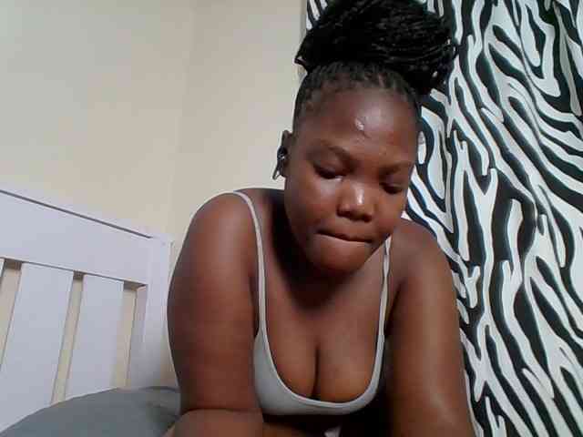 Sexyicey webcam