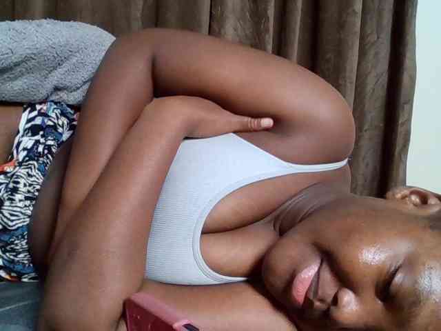 Sexyicey webcam