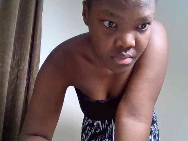 Sexyicey webcam