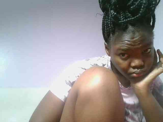 Sexyicey webcam