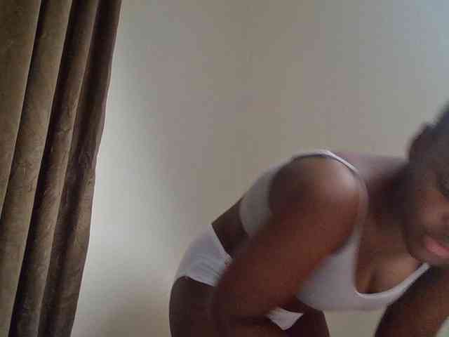 Sexyicey webcam