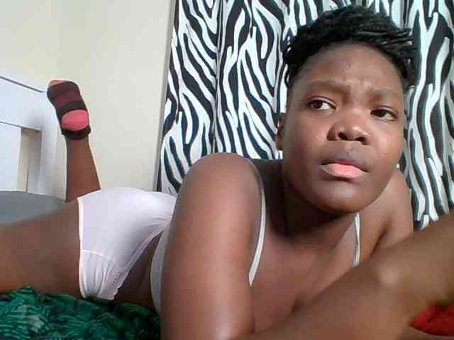 Sexyicey webcam