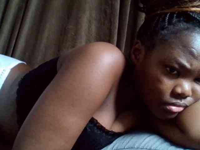 Sexyicey webcam
