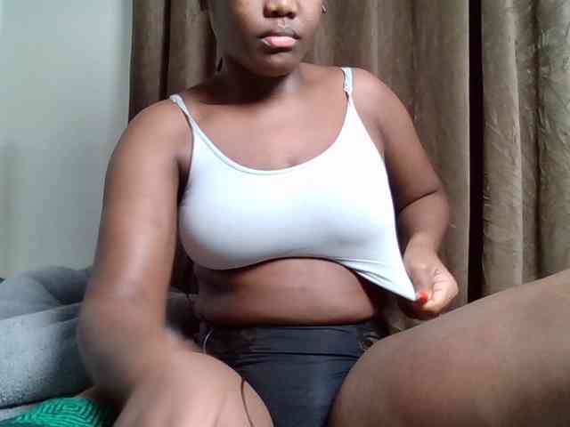 Sexyicey webcam
