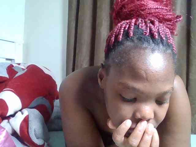 Sexyicey webcam