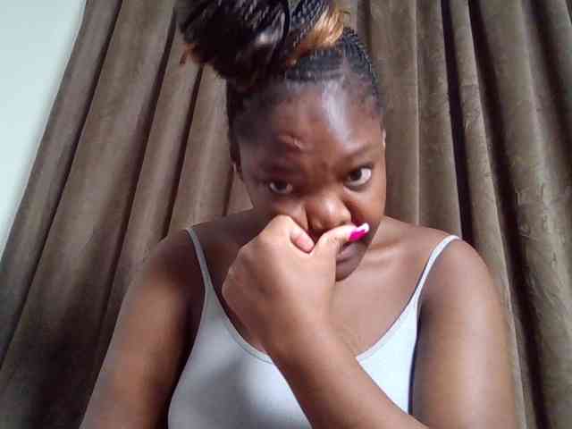 Sexyicey webcam
