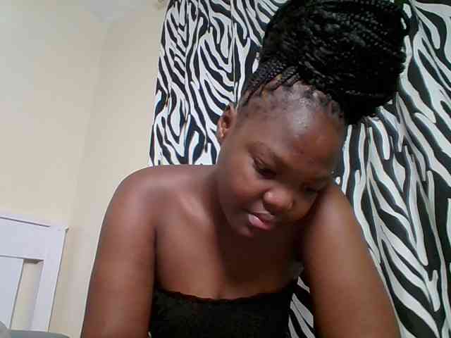 Sexyicey webcam