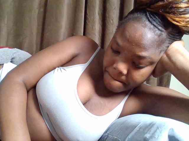 Sexyicey webcam