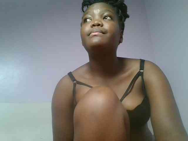 Sexyicey webcam