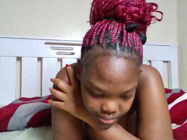 Sexyicey webcam