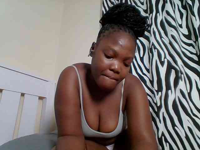 Sexyicey webcam