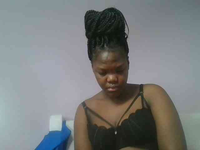 Sexyicey webcam
