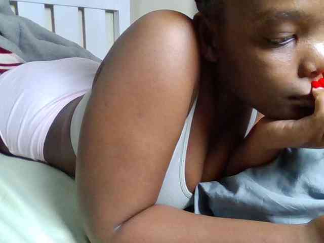 Sexyicey webcam