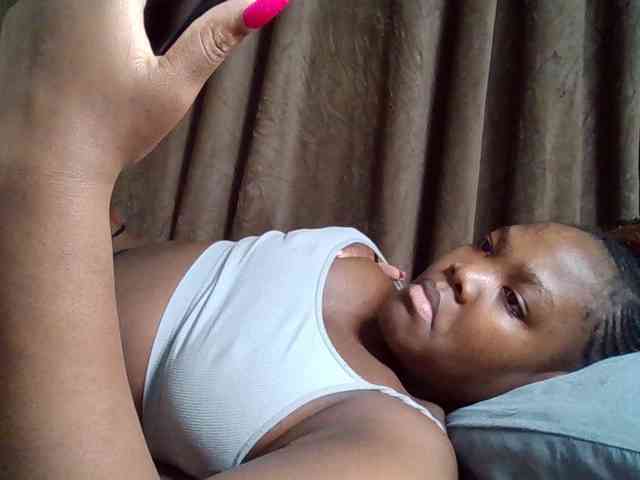 Sexyicey webcam