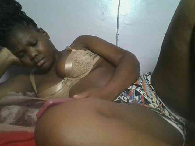 Sexyicey webcam