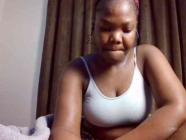 Sexyicey webcam