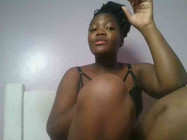 Sexyicey webcam