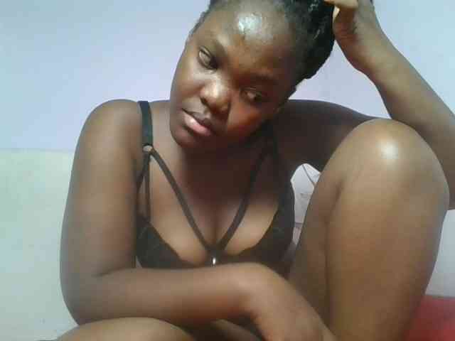 Sexyicey webcam
