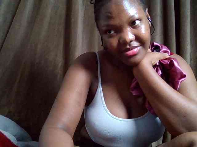 Sexyicey webcam