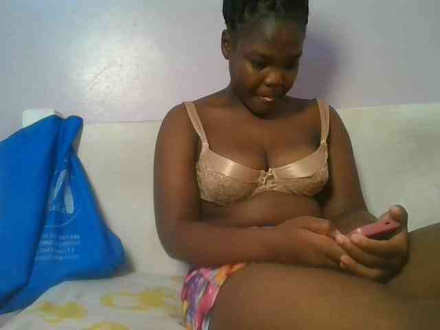 Sexyicey webcam