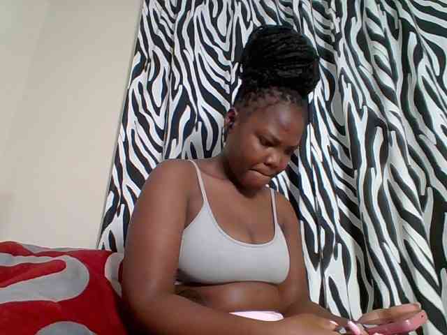 Sexyicey webcam