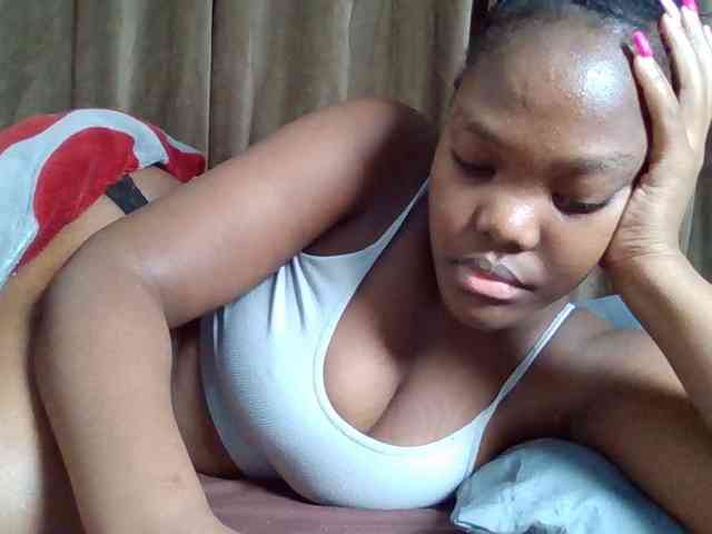 Sexyicey webcam