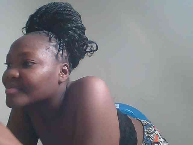 Sexyicey webcam