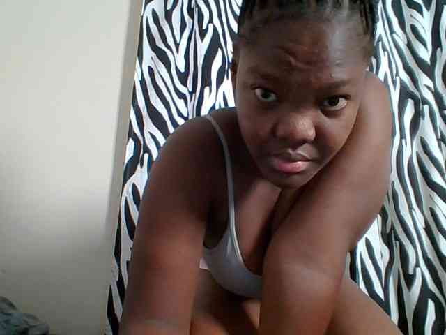 Sexyicey webcam