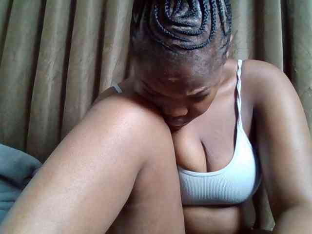 Sexyicey webcam