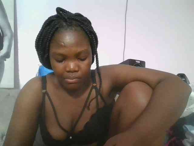 Sexyicey webcam