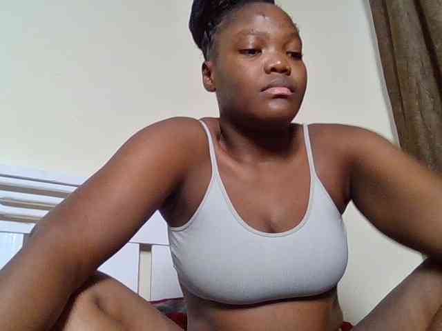 Sexyicey webcam