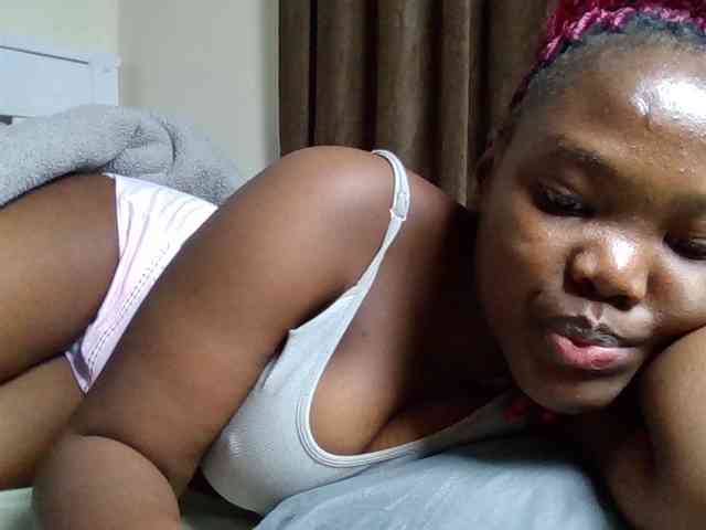 Sexyicey webcam