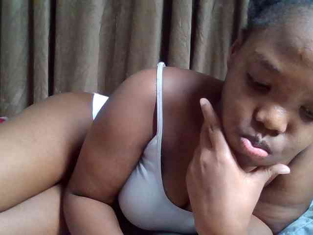 Model: Sexyicey