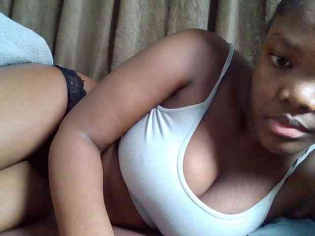 Sexyicey webcam