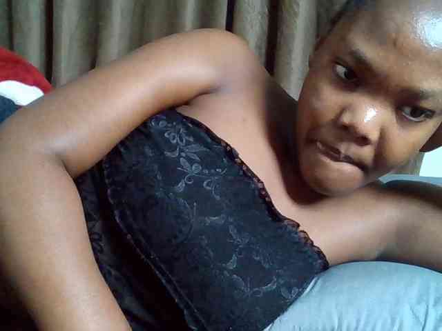 Sexyicey webcam