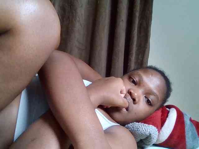 Sexyicey webcam