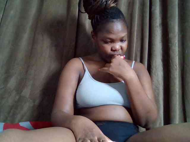 Sexyicey webcam