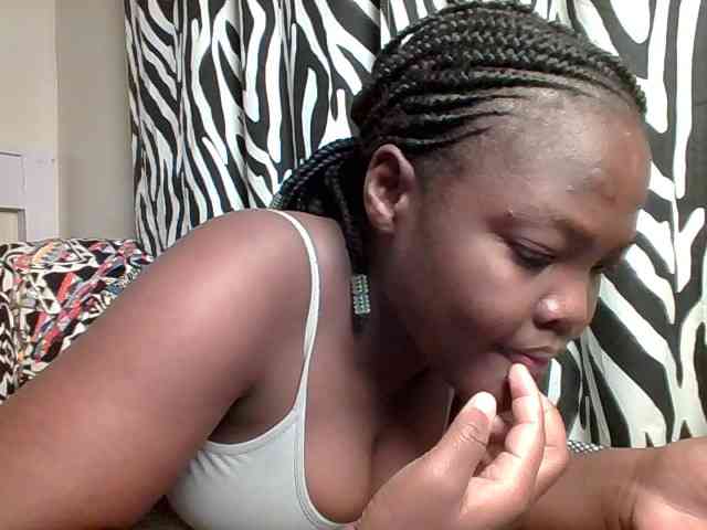 Sexyicey webcam