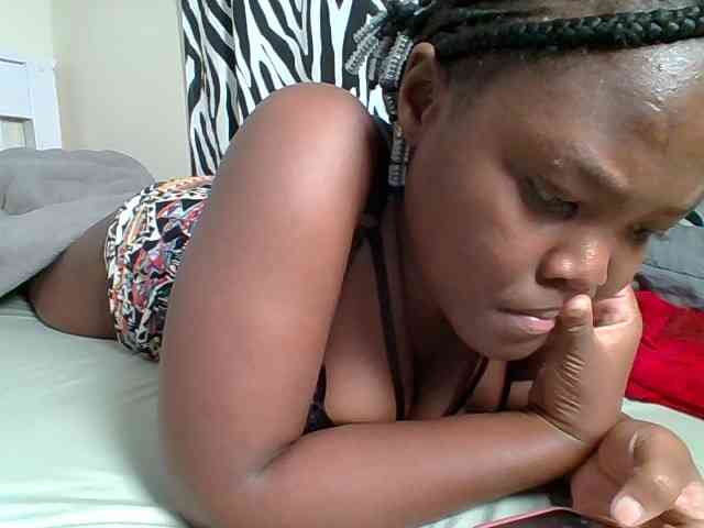 Sexyicey webcam