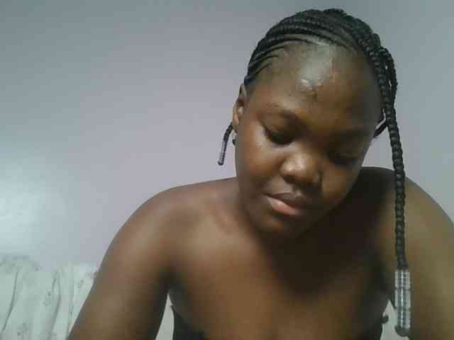 Sexyicey webcam