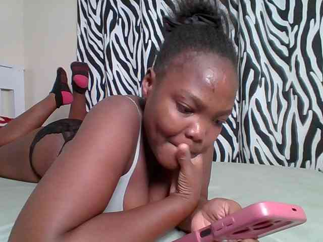Sexyicey webcam