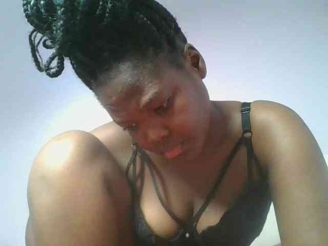 Sexyicey webcam