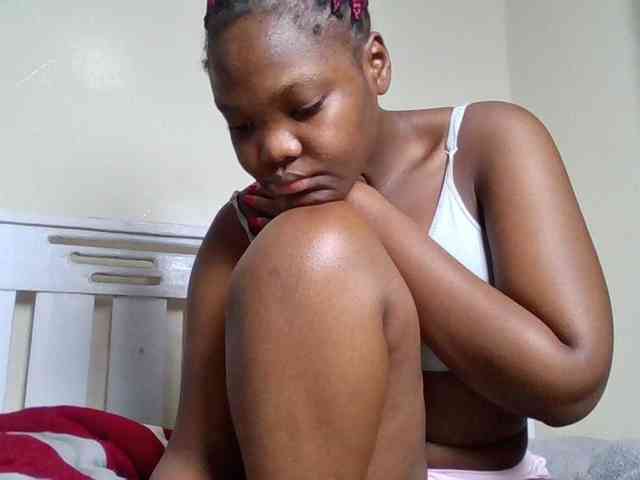 Sexyicey webcam