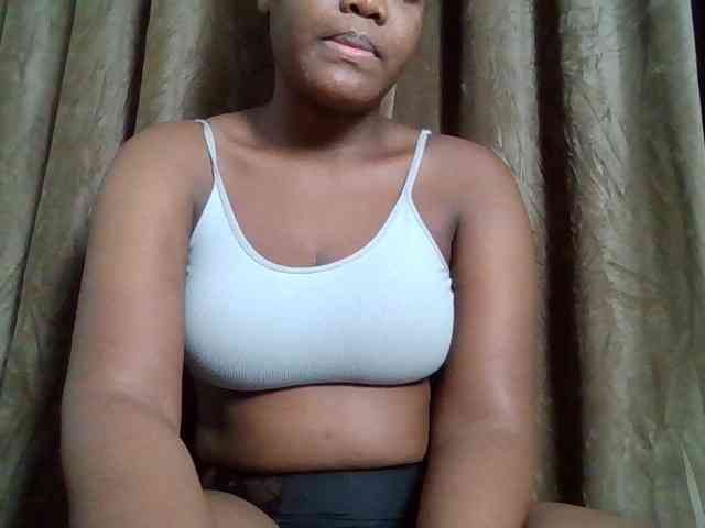 Sexyicey webcam