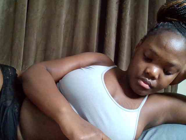 Sexyicey webcam