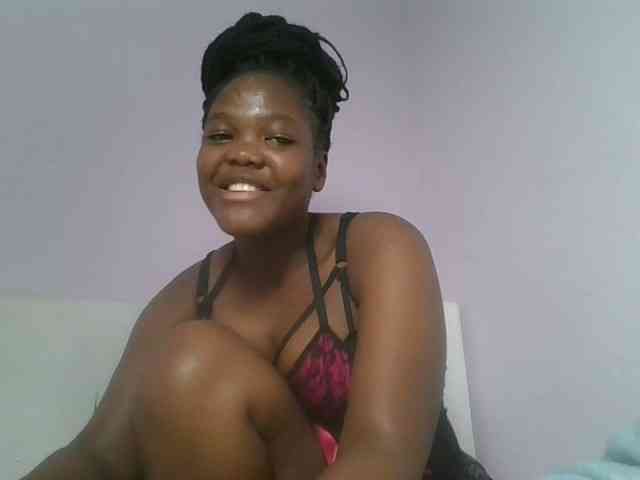 Sexyicey webcam