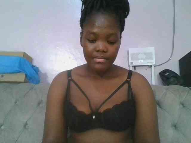 Sexyicey webcam