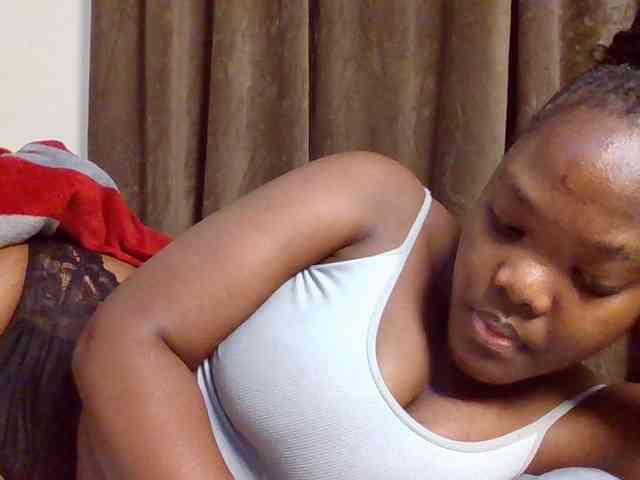 Sexyicey webcam